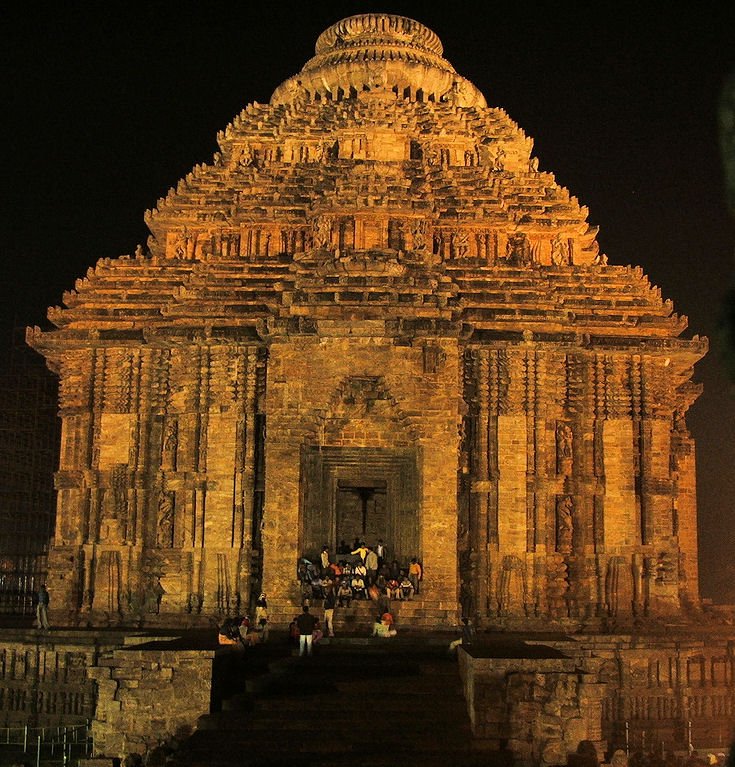 konark-sun-temple-night-view-kalavad_com